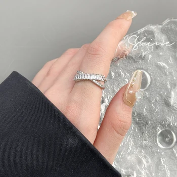 Модные кольца с прозрачными кристаллами в виде креста для женщин, очаровательное кольцо с кубическим цирконием, регулируемое отверстие, Серебристое кольцо на палец, изысканные украшения для вечеринок